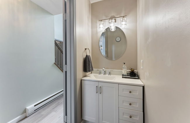 Amazing Vacation House In Poconos~hottub~game Room 6 Bedroom Home - Foto 49