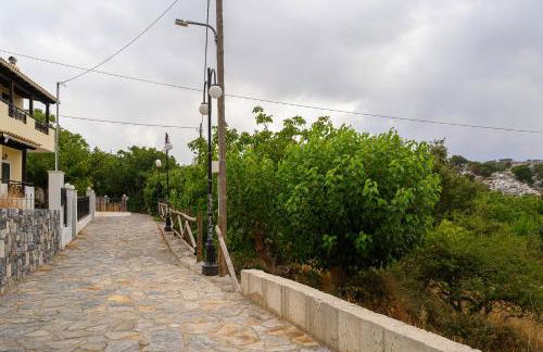 Niki Mountain House - Photo 38