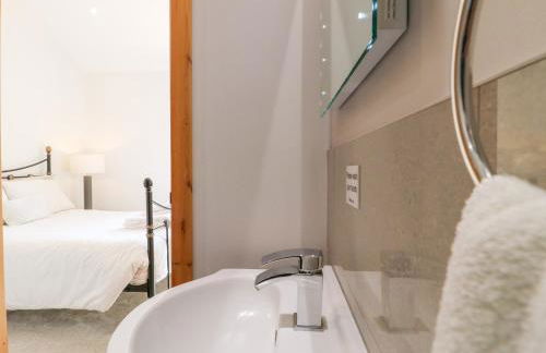 Mandarin Cottage - Photo 20