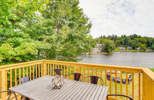 Lakefront Hinsdale Home about 10 Mi to Pittsfield! - Photo 2