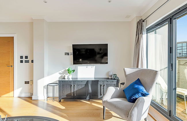 Penthouse Apartment In Brentford - Foto 13