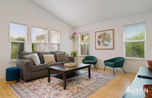 South Congress Living w Gorgeous Porch and Backyard - Foto 25