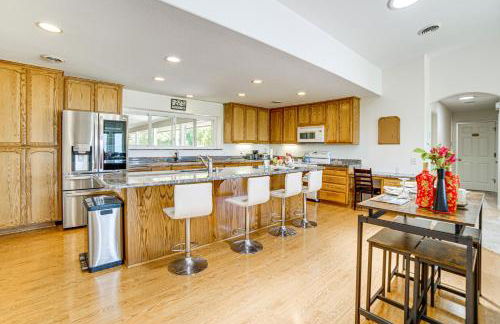 Steps to Clear Lake Hot Tub Haven in NorCal! - Foto 5