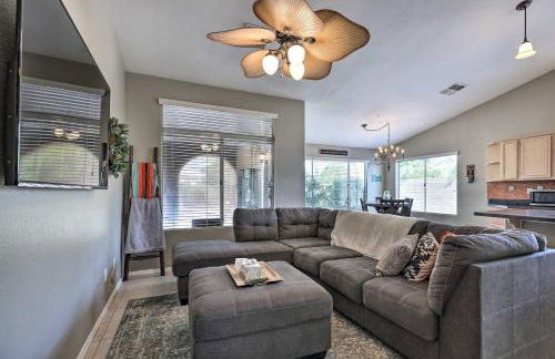 Hot Tub and Fire Pit Phoenix Oasis Near Hiking! - Foto 12