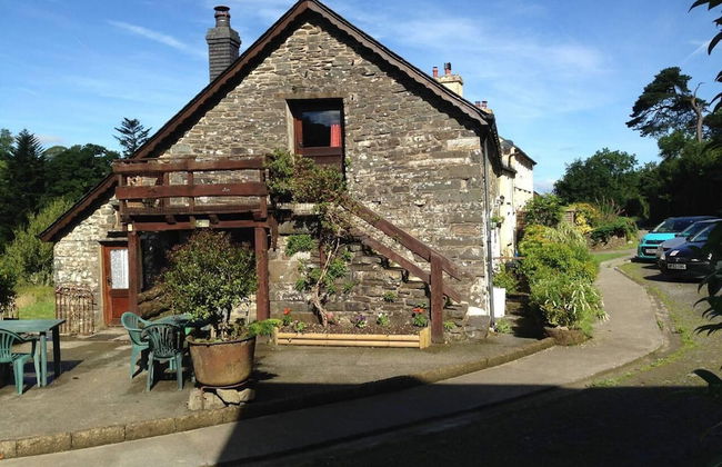 Relax in Mountain View Cottage at Cwmiar Farm - Photo 16