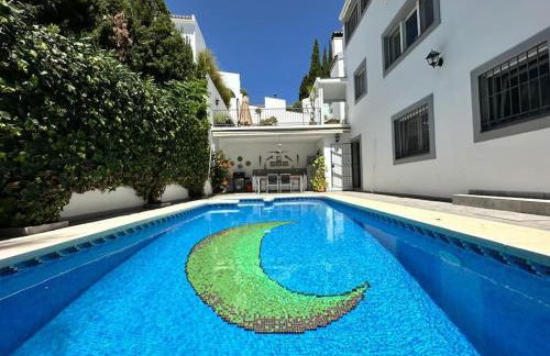 Wonderful private villa near beach with sea views - Foto 1