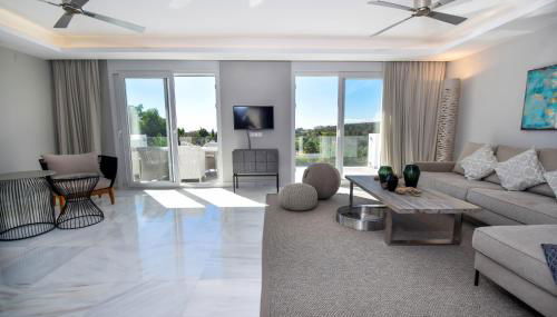 Exquisite and Modern villa near beach with Heated pool! - Foto 5