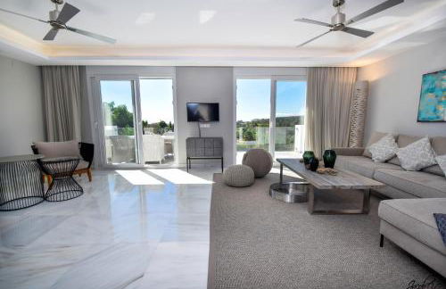 Exquisite and Modern villa near beach with Heated pool! - Foto 5