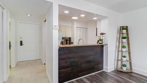 Saddlebrook Gem private condo with Kitchen - Photo 5