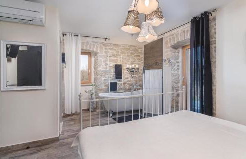 Gorgeous Home In Nedescina With Sauna - Foto 7