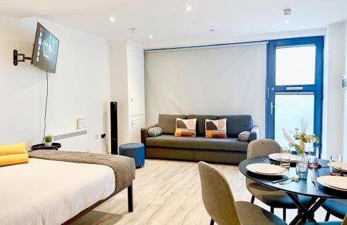 Cozy Studio Flat with FREE WiFi in Islington near Upper Street, Highbury & Angel Station by NourNest Apartments - Foto 5