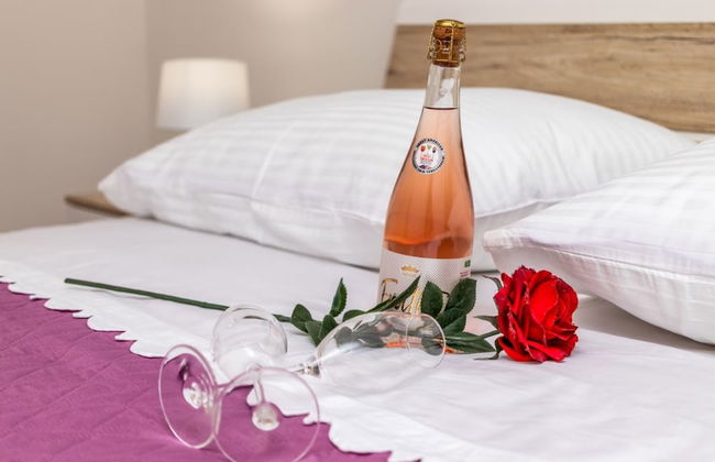 Vintage Winehouse Backov - Foto 10