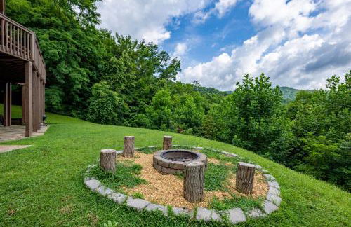 --Mountain Chalet Getaway with Breathtaking View Next to Tail of Dragon-- - Foto 33