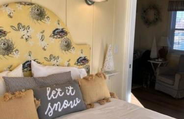 Cozy Wintertime Nantucket Cottage Getaway - Foto 13