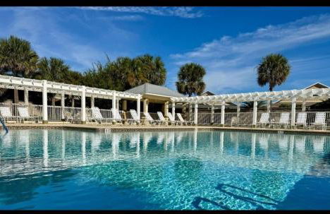 Cozy Oasis in Prime Location with Sunset Lake View, Golf Cart and Bathtub - Foto 28