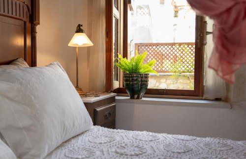 Nassibe Estate - Photo 42