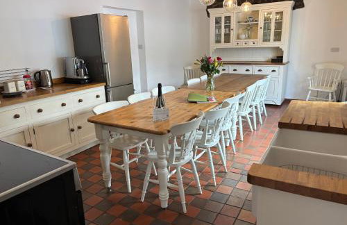 Pembrokeshire Near The Beach With A Heated Pool - Foto 11