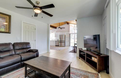 4 Mi to Folsom Lake Modern Home with Patio! - Foto 5