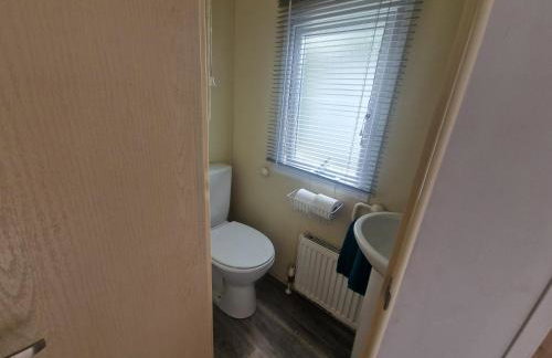 Lodge Sleeps 4 - Pet Friendly with Private Parking - Foto 7