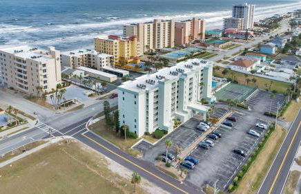 Relaxing Ocean Condo Steps from the Beach - Foto 23