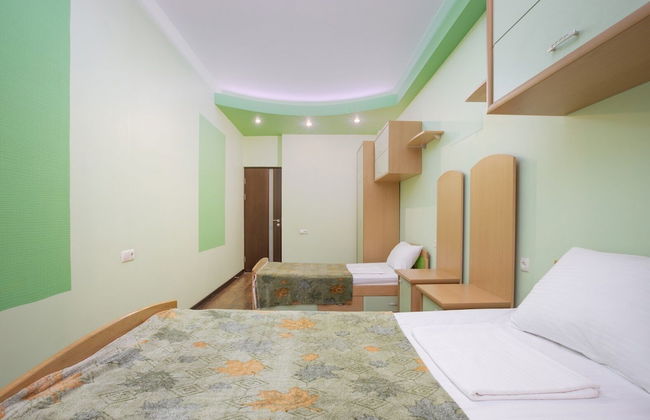 Stay Inn on Northern ave 2 - Photo 33