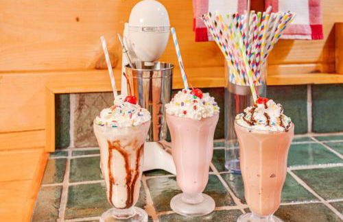 Lake Lure Oasis in the Woods w/ Hot Tub & More! - Foto 2