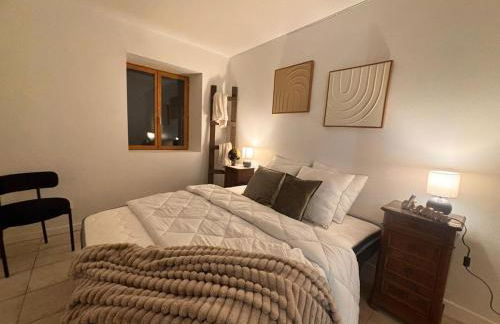 Le Roche-Velours - Foto 10