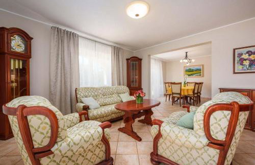 Villa Eufemia near Poreč with large garden and outdoor playground for kids - Foto 20