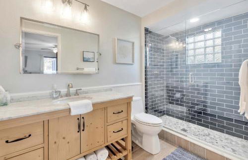 Waterfront Pool House with Heated Pool - Foto 36