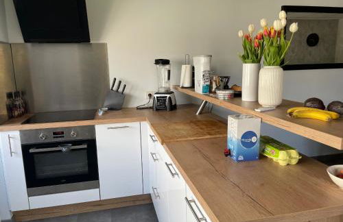 Gîte confortable avec piscine, parking et Wi-Fi à La Suze-sur-Sarthe - FR-1-410-399 - Photo 5