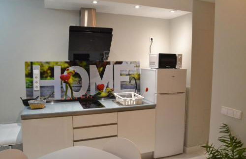 Homelikes Madrid - Photo 57