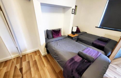 Modern 3-Bed Family Haven wFree Parking - Foto 25