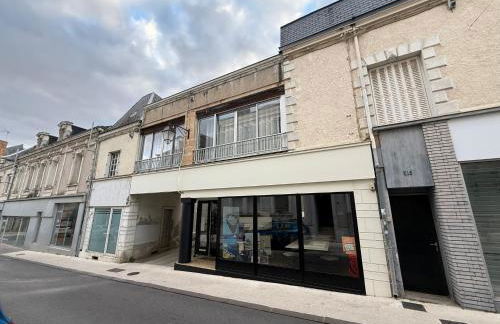 Relais des Arts, très spacieux et lumineux centre ville thouars - Foto 27