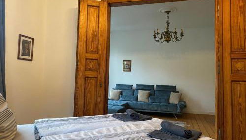 Stadtwohnung im Altbaustil - Foto 2