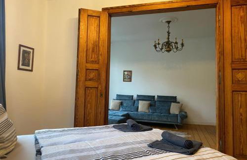 Stadtwohnung im Altbaustil - Foto 2