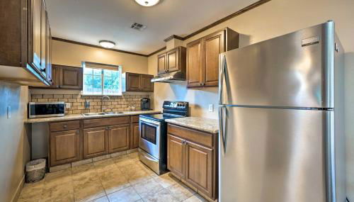 Oklahoma City Home with Yard - 5 Mi to Downtown! - Foto 3