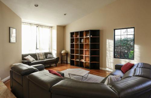 Hilltop Escape in Carmel Valley - Photo 11