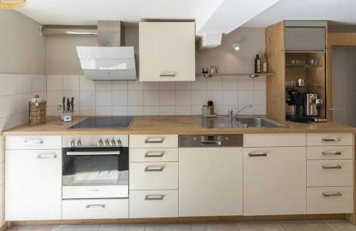 Ferienhaus Pure Jagst, Traum-Lage am Fluss mit Kaminzimmer und Infrarot-Wärmekabine - Foto 40