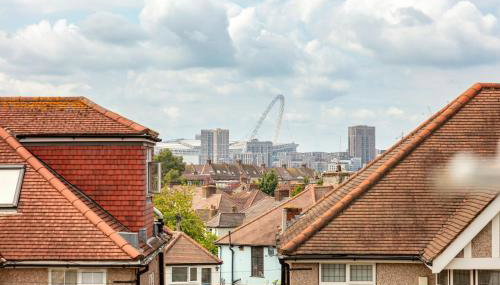 9RA - 4BD House - Wembley Views - Foto 5