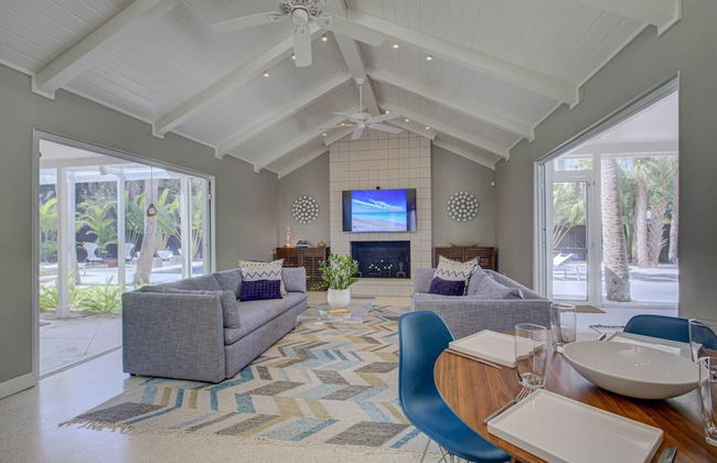 Majestic Coastal Escape - Foto 12