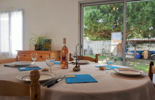 Maison cosy proche plage avec jardin clos et terrasse - FR-1-224B-735 - Foto 5