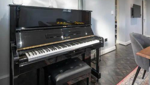 Pass the Keys Stylish Modern 3 bed house with Parking - Foto 2, Other