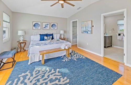 5 Bed3bath waterfront pool home with full gym, office, and heated pool! - Foto 9