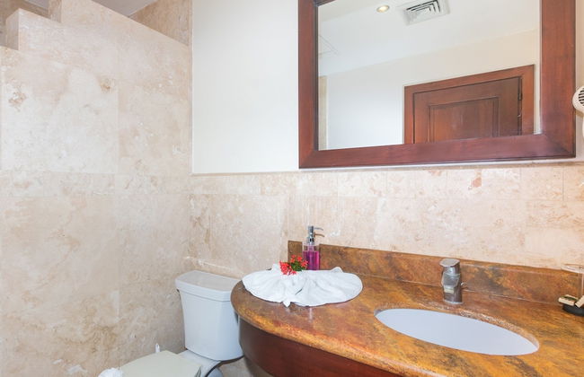 Pristine Bay Beach Villa 104 - Photo 17