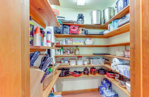 Riverfront Cabin on 2 Acres in Glenwood! - Foto 11