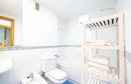 Apartamentos GO Covaresa Parking Gratuito- plazas limitadas - Foto 12