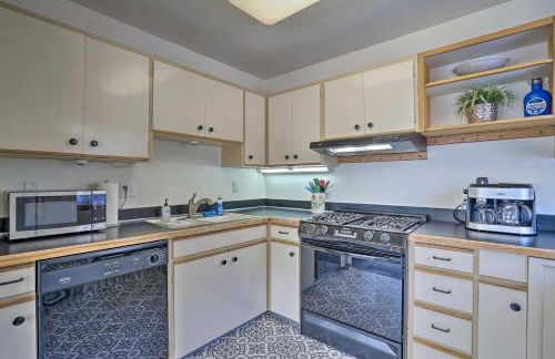 Cabin with Hot Tub and Views 1 Mile to Alyeska Resort - Foto 11