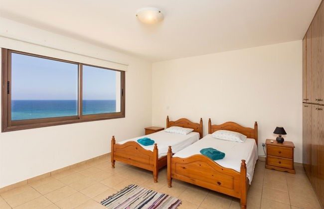 Villa Serena in Pomos - Foto 42