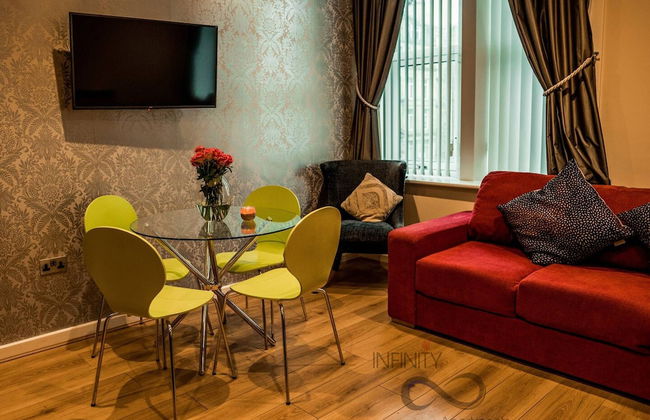 Contractor Bookers at Infinity Apartments - Foto 5