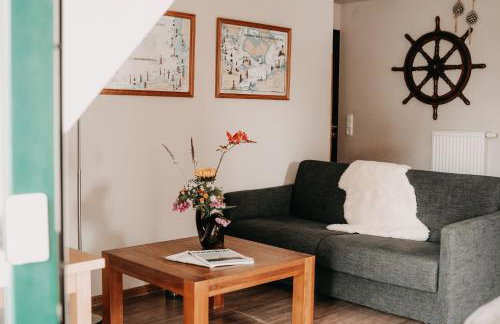 Skippers Inn - Photo 15